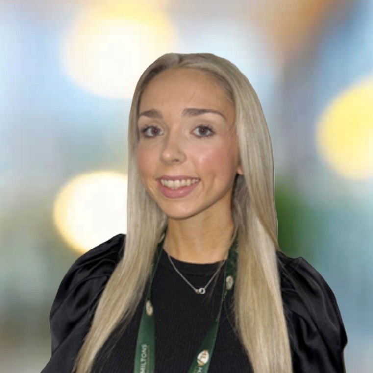 Ruth Macdonald meet the team photo